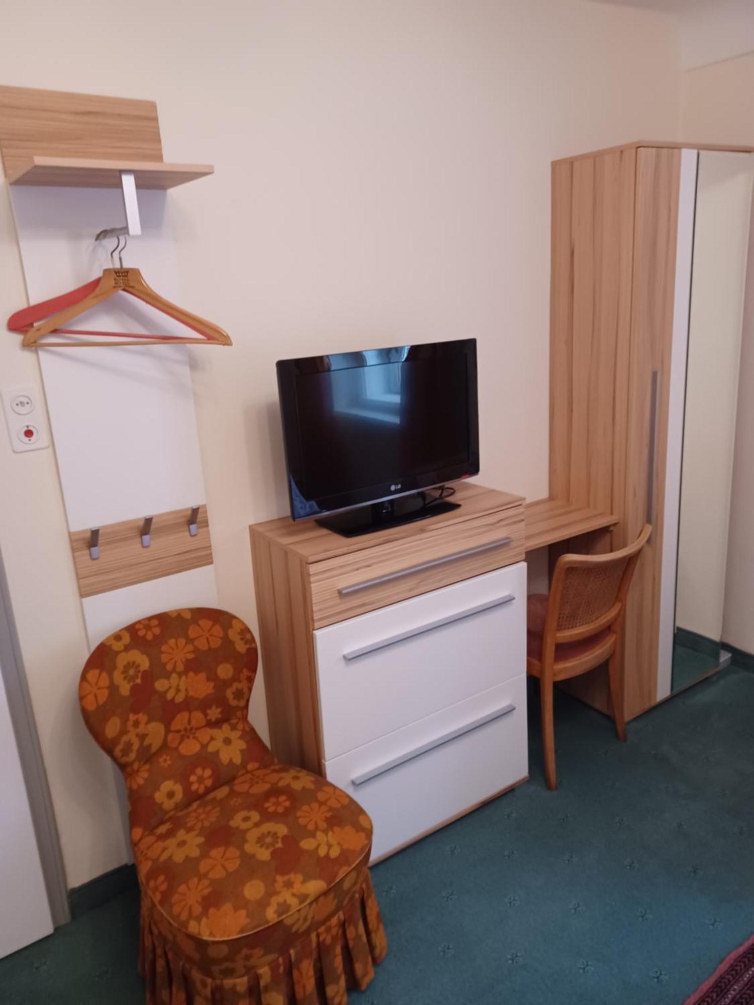 Hotel Austria Бад Хофгащайн Екстериор снимка